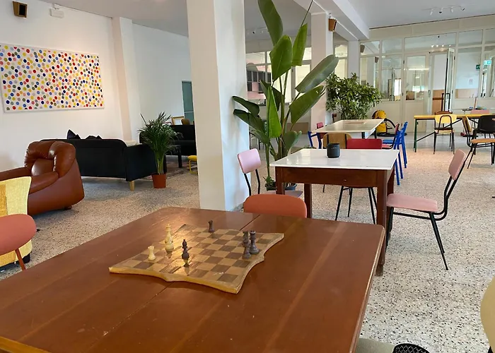 Meet Hostel Cervia