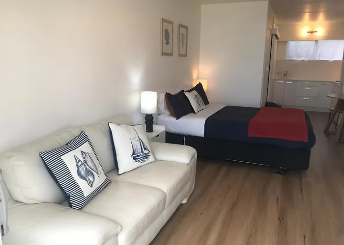 San Marino Motor Lodge Absolute Beachfront