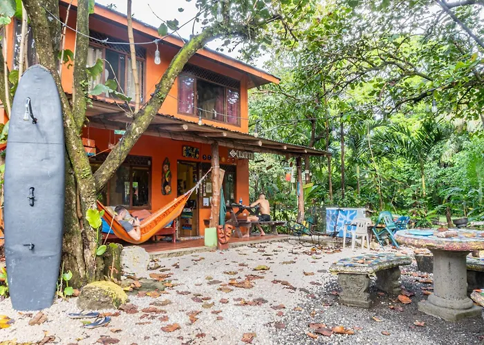 Casa Terra Hostel