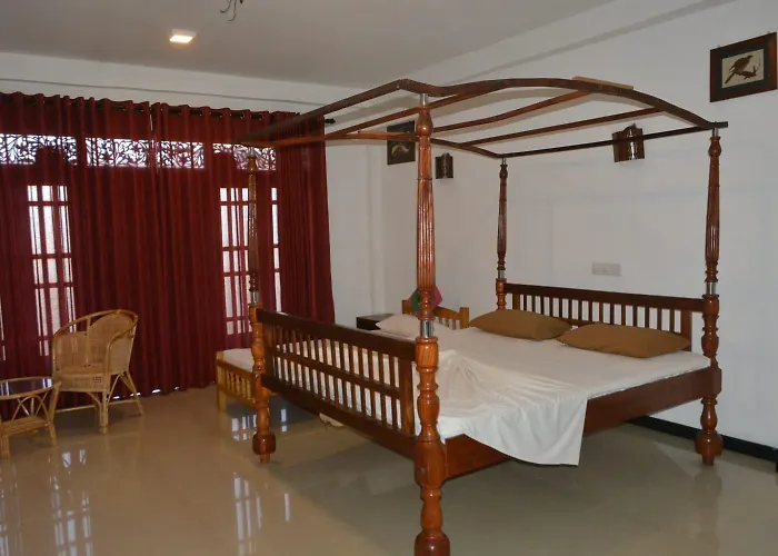 Luthmin River View Hotel