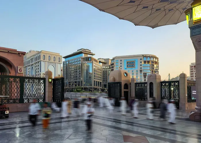 Al Manakha Rotana Madinah