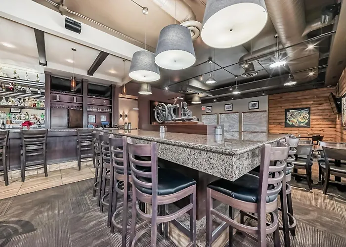 Stony Plain Inn & Suites