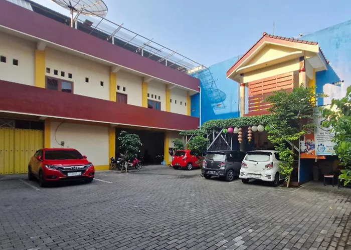 Reddoorz At Griya Kampar Madiun