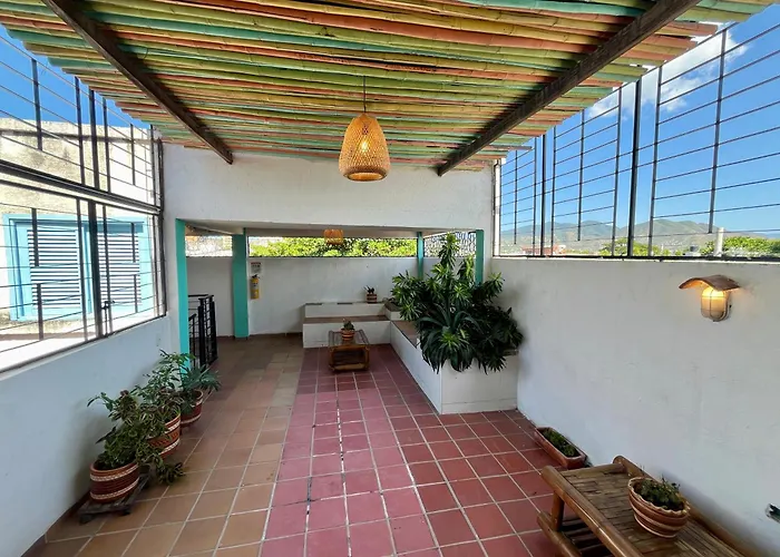 Sana Mar Hostel & Eco-Cafe