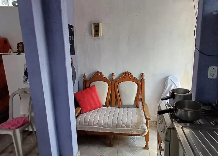 Val'S Hostel