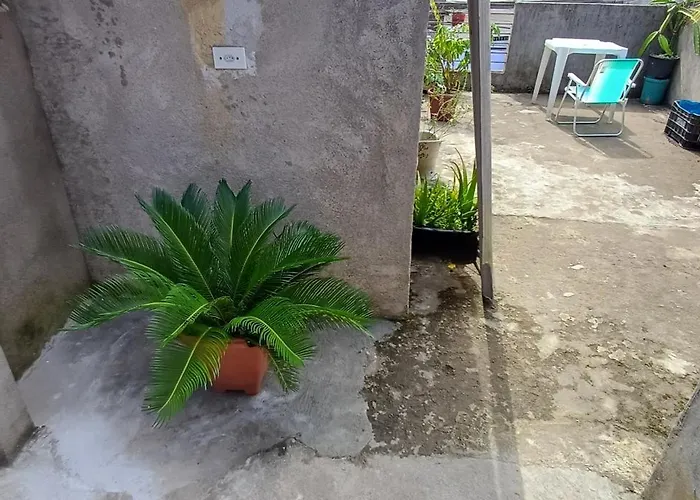 Val'S Hostel