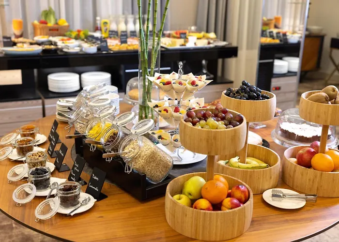 Tresor Le Palais Timisoara, Curio Collection By Hilton