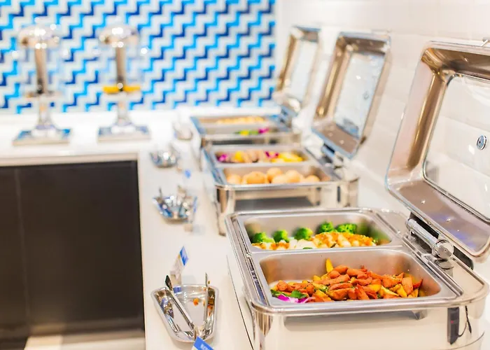 Holiday Inn Express Jiangmen Jianghai By Ihg