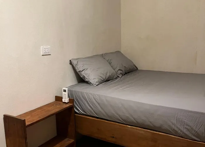 Hostel Tuanis Surf Camp