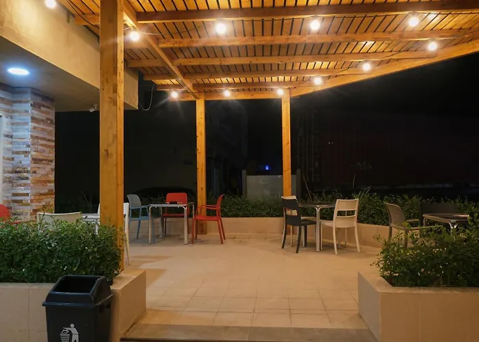 Hotel Aloe Emira Nkc