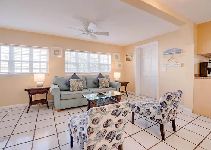 Duval Hideaway