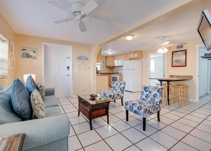 Duval Hideaway