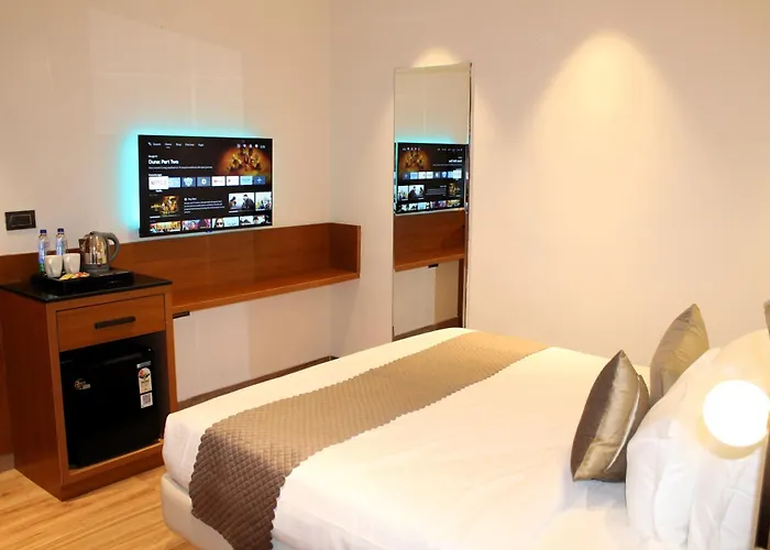 The Vantage Inn, Near Us Consulate Gachibowli Hyderabad