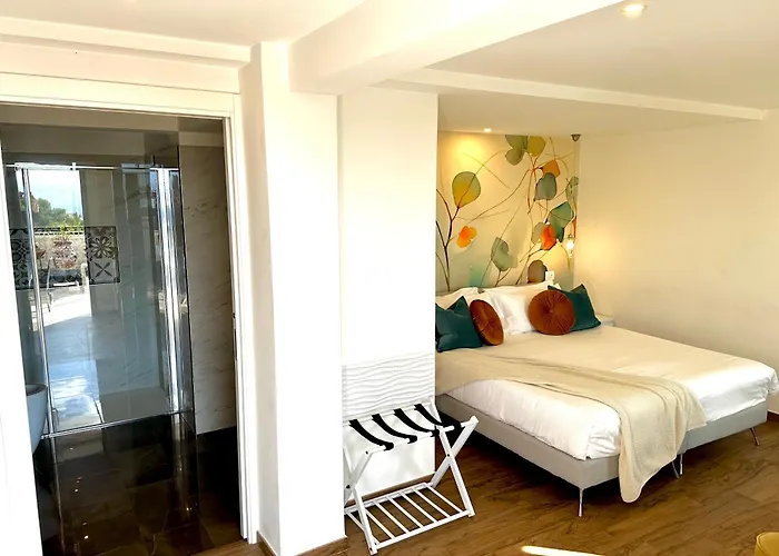 Villa Greta Hotel Rooms & Suites