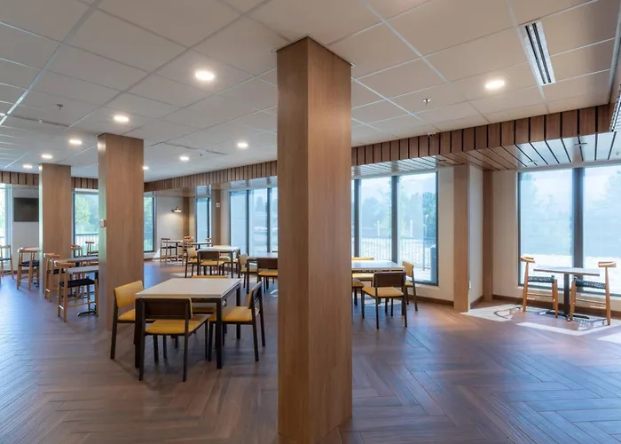Fairfield By Marriott Inn & Suites Revelstoke