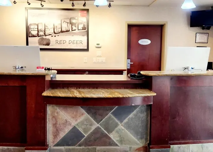 Park Hill Inn & Suite