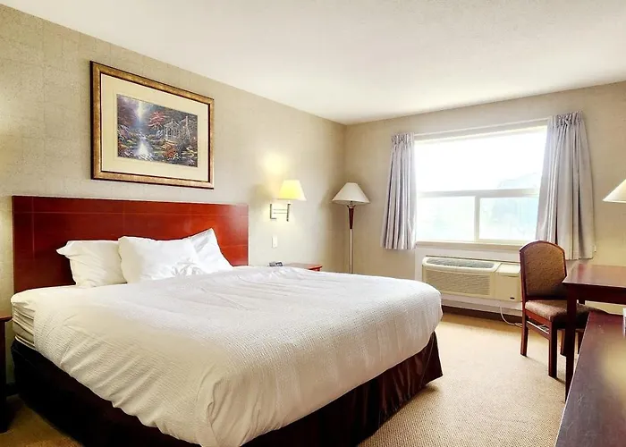 Park Hill Inn & Suite