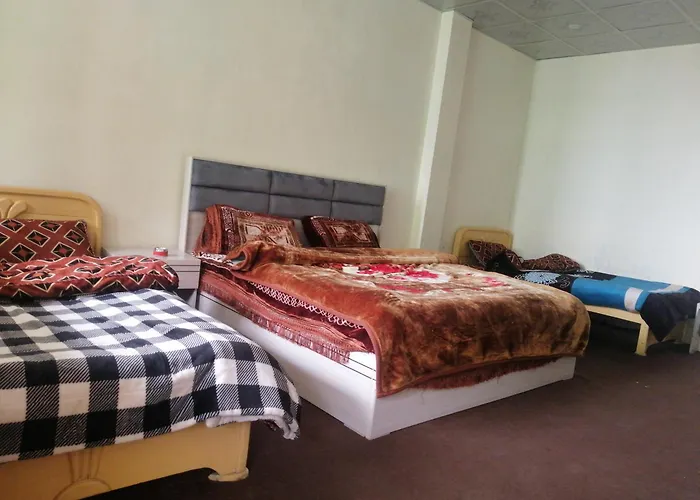 4 Season Hotel And Suites Malam Jabba