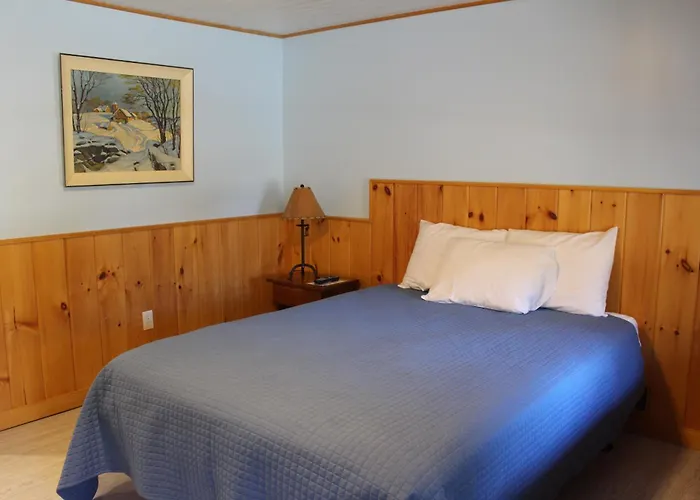 Blueberry Hill Motel