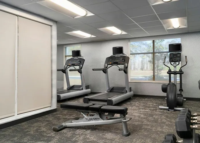 Fairfield Inn & Suites By Marriott Chesapeake Suffolk