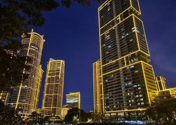 Amira Luxury At Novotel Suites Manila Near Makati And Bgc