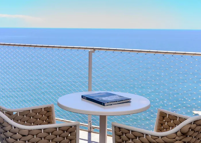 Hotel Ponta Plaza Conference & Spa