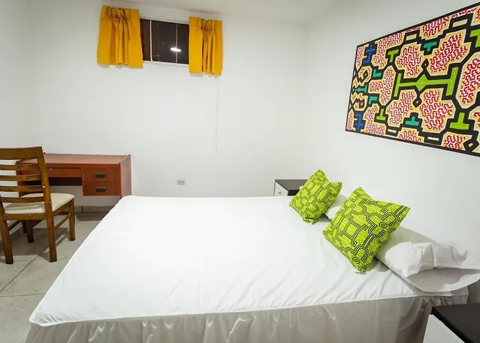 Casa Aguila Y Condor Miraflores