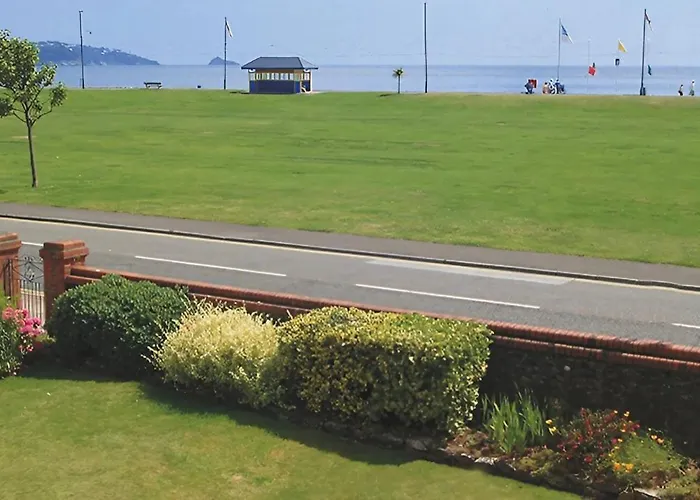 Cambria Hotel