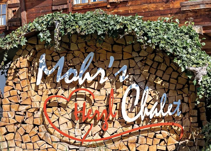 Mohrs Herzl Chalet