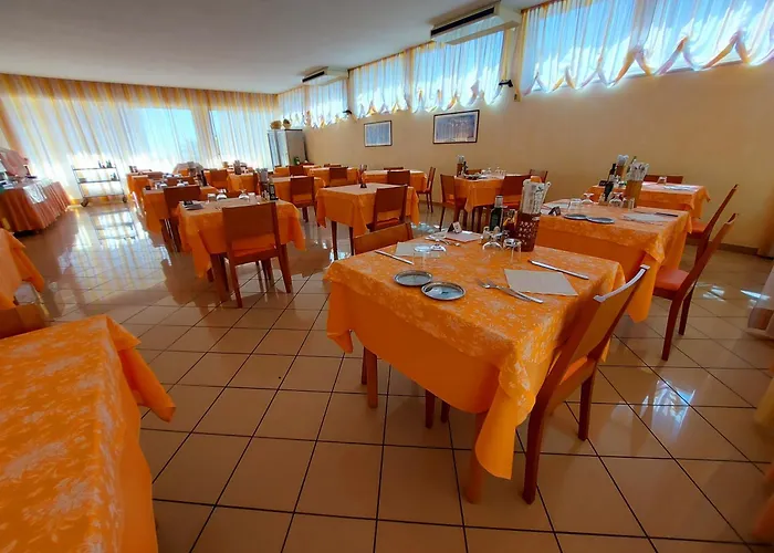 Hotel Joli