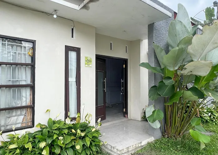 Owk Homestay Syariah Mitra Reddoorz Wonosobo