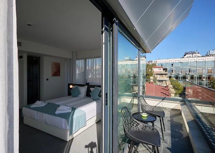 Bizarre Boutique Hotel