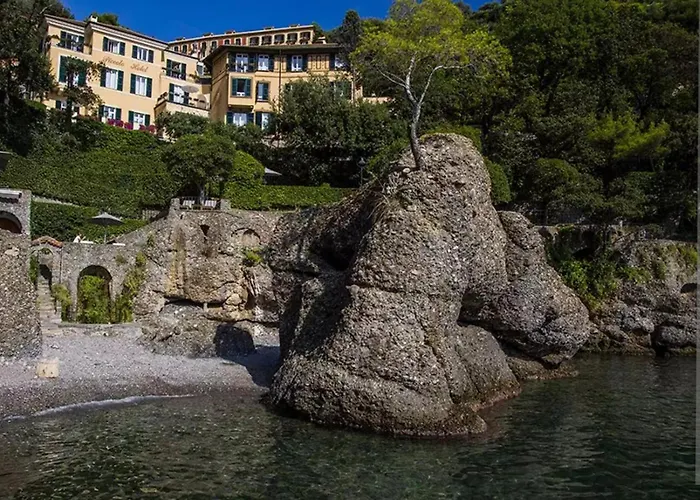 Portofino Deluxe Family Suite - Balcony, Sea View, Private Hotel Beach