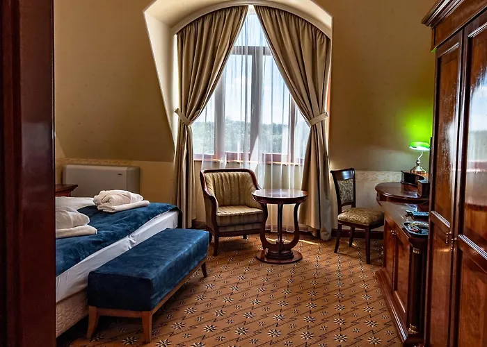 Hotel Golden Palace