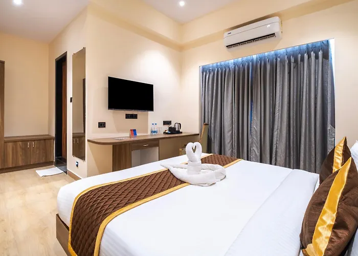 Monday Hotels Amalapuram Heights