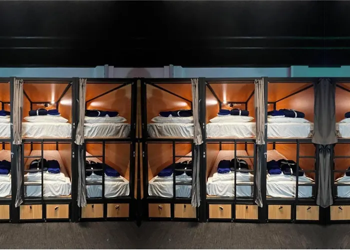 Capsuleaccom Hostel