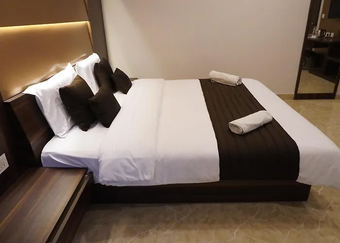 Hsm Grand Inn, Chittoor