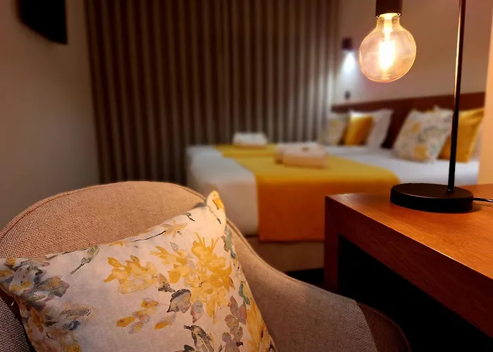 3M Hostel & Suites