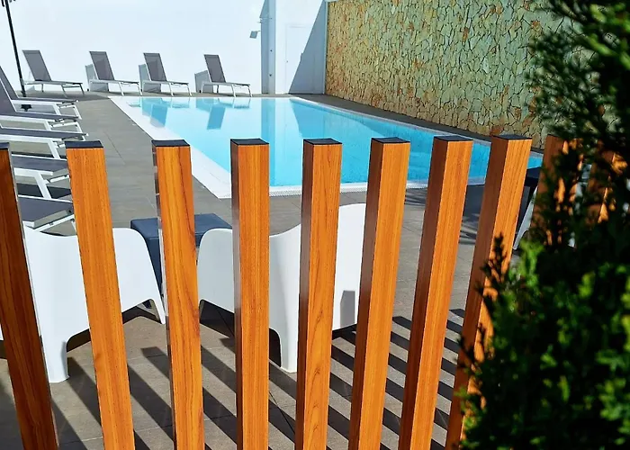 3M Hostel & Suites