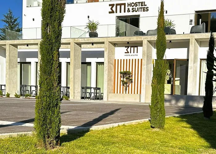 3M Hostel & Suites