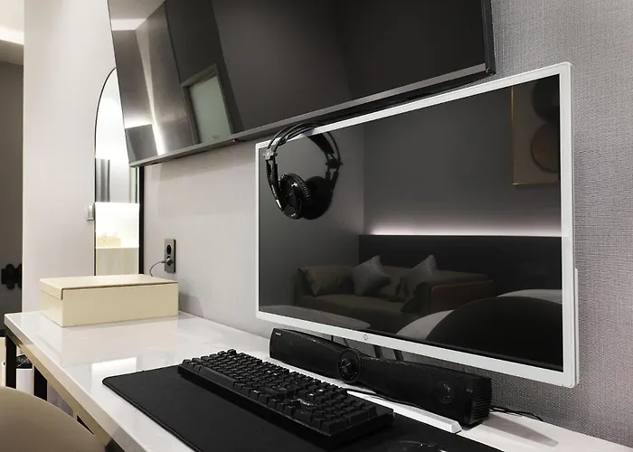 Hound Hotel Incheon Airport