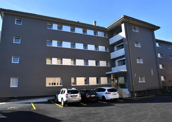 Nyon Hostel