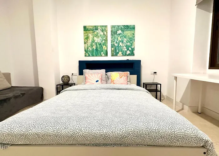 Soho Boho Apartments - With Sunny Rooftop Terrace And Fiber Optic Internet