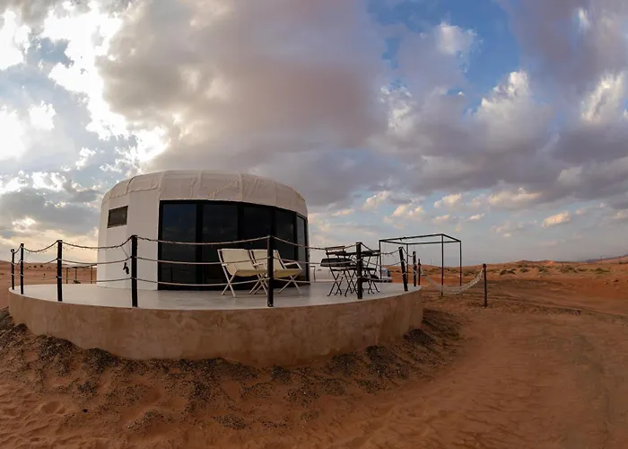 Starry Domes Desert Camp