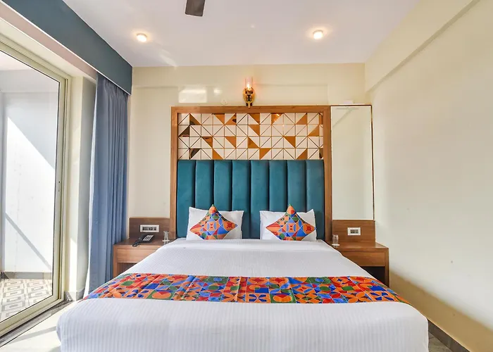 Jingle Tree Resort In Arambol