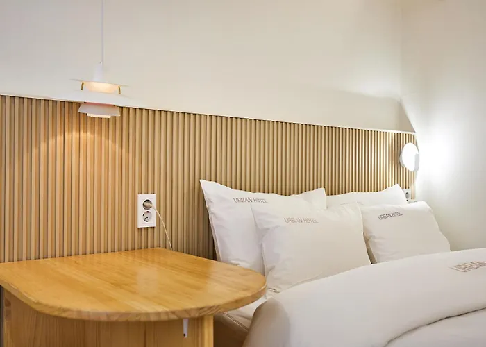 Urban Hotel