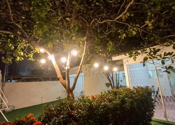 Yolo Hostel
