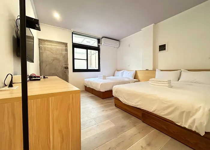 Yan Bin Hotel
