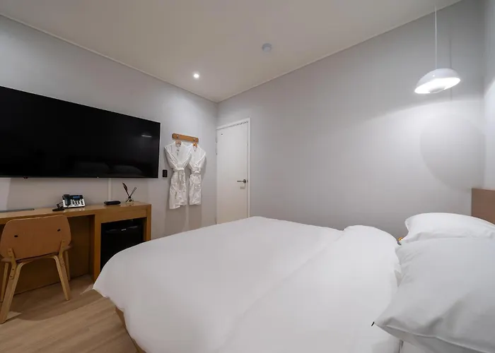 Mono Hotel