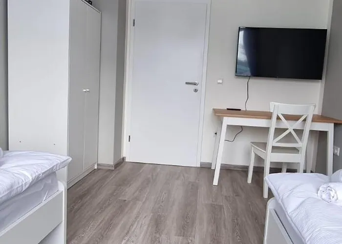 Zweibettzimmer Grau in zentraler Lage